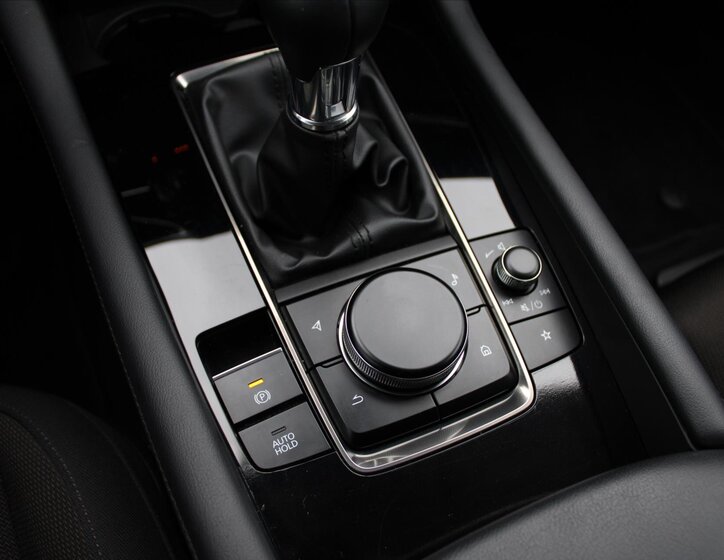 Mazda 3 Sedan / Limuzína 2,0 l 90 kw