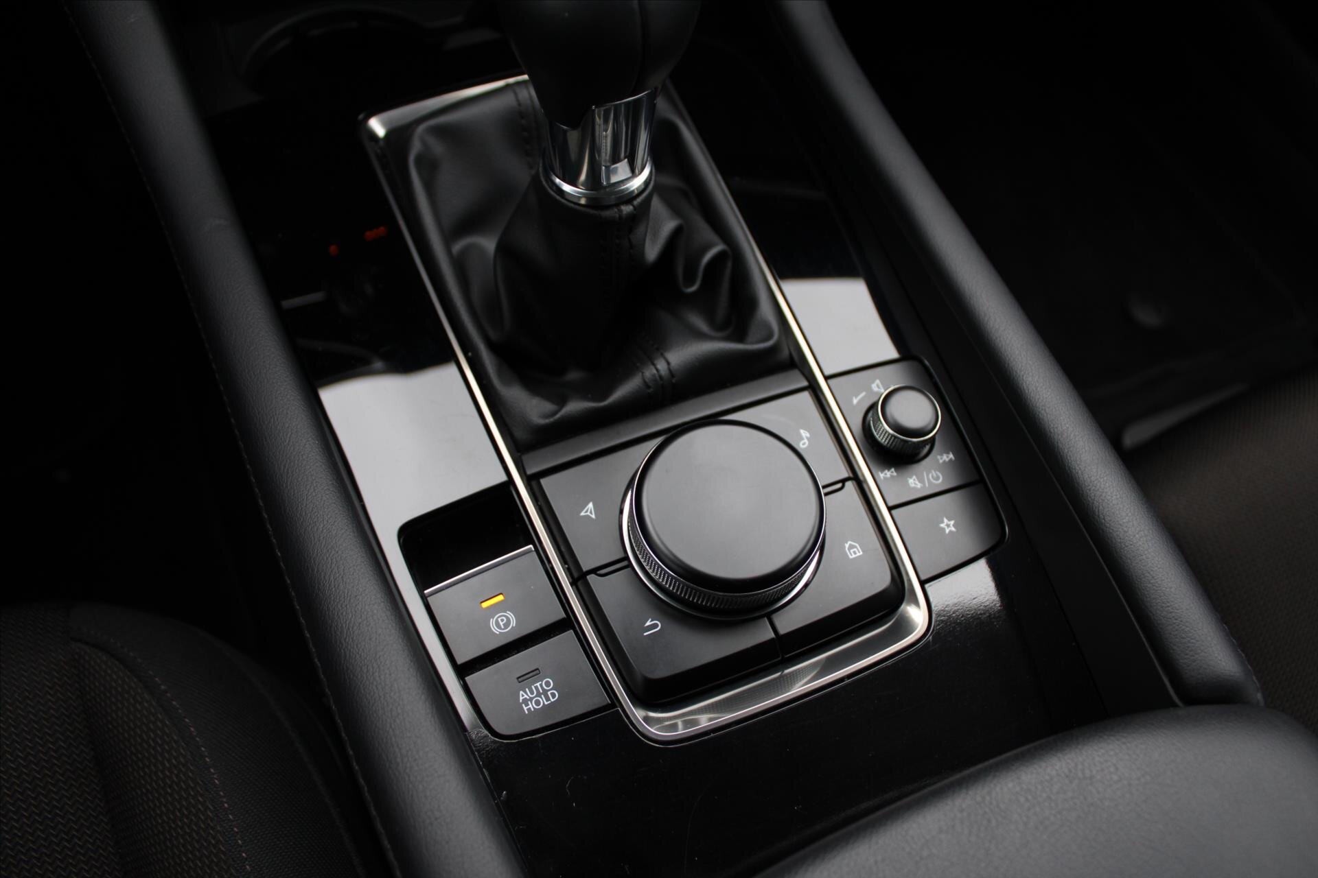 Mazda 3 Sedan / Limuzína 2,0 l 90 kw