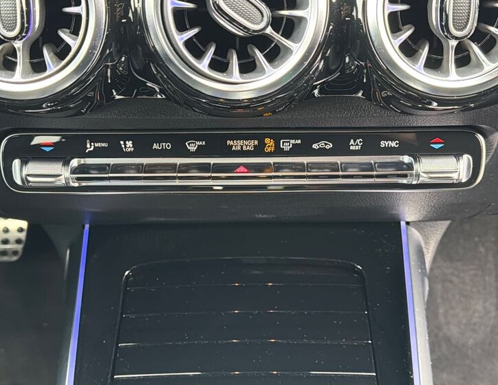 Mercedes-Benz GLB SUV / Terénní 2,0 l 110 kw