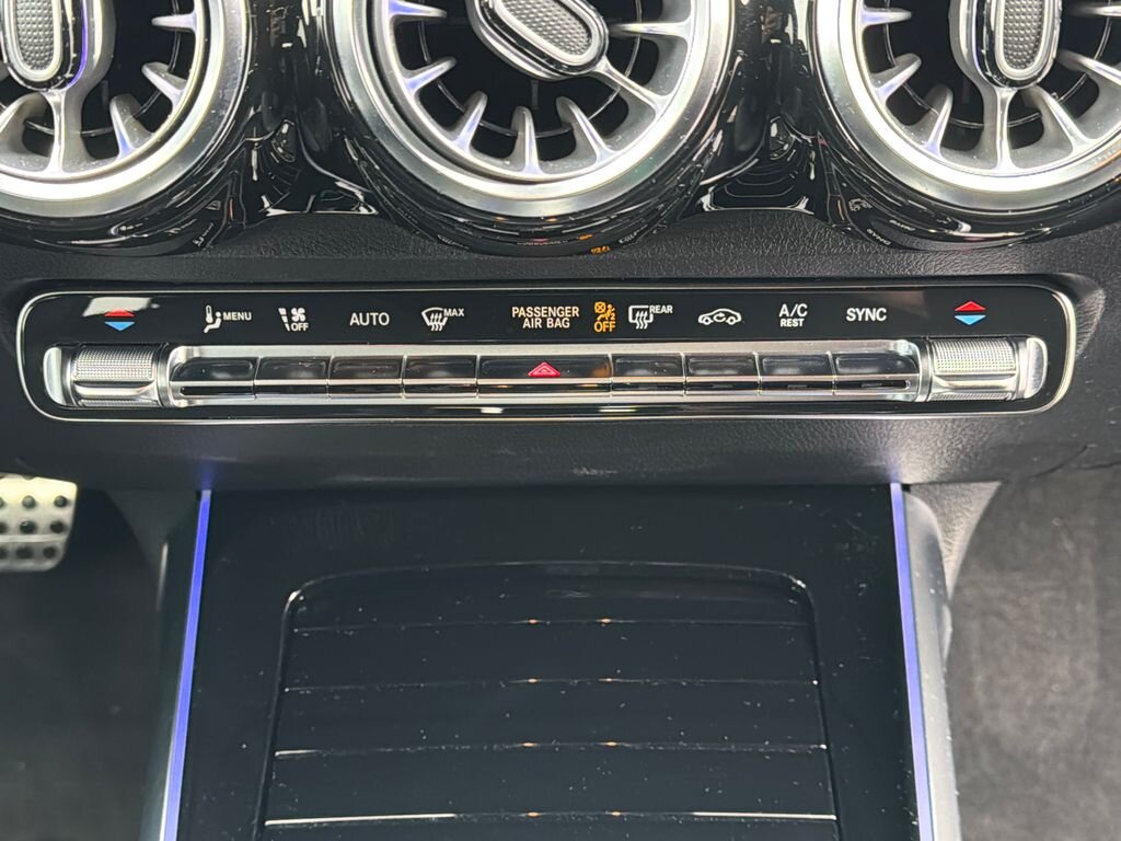 Mercedes-Benz GLB SUV / Terénní 2,0 l 110 kw