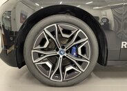 BMW iX 2