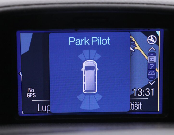 Ford Tourneo Custom MPV 2,2 l 114 kw