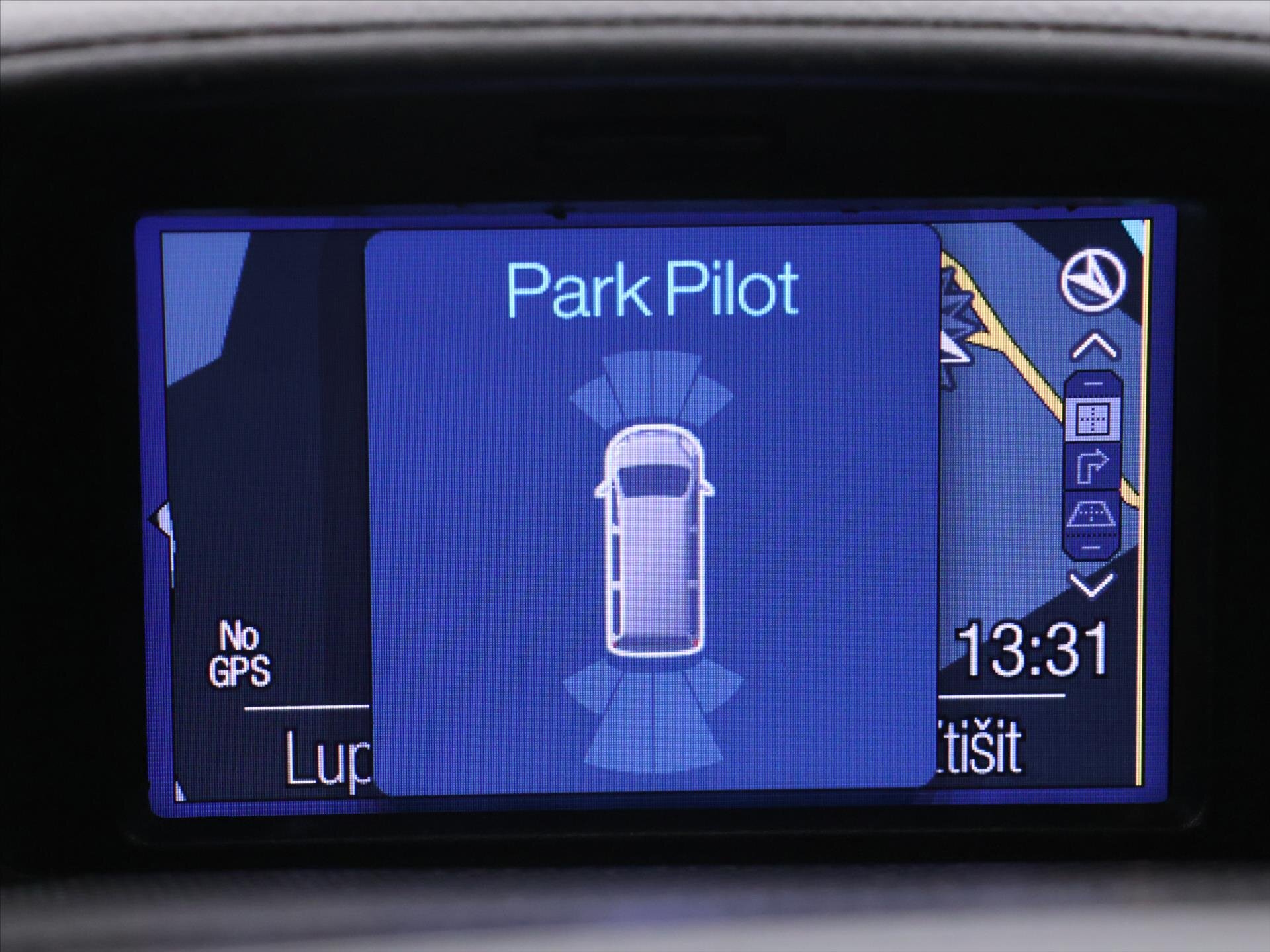 Ford Tourneo Custom MPV 2,2 l 114 kw