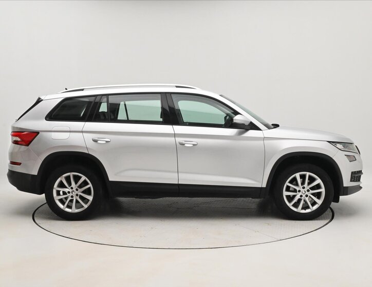 Škoda Kodiaq SUV / Terénní 1,5 l 110 kw