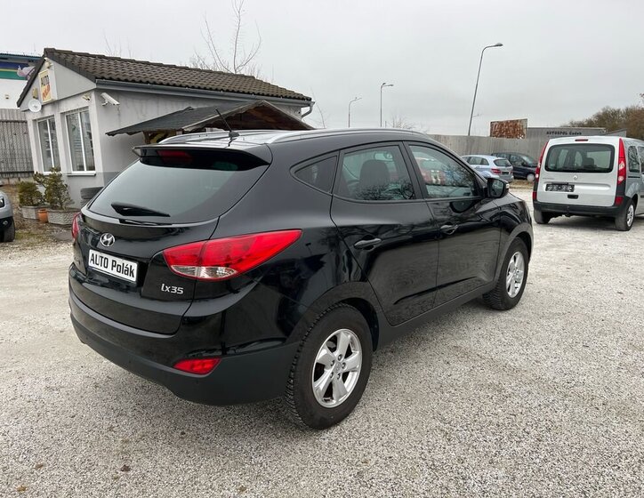Hyundai ix35 SUV 1,6 l 99 kw