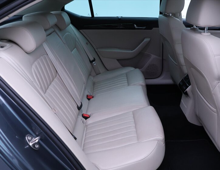 Škoda Superb Liftback 2,0 l 206 kw