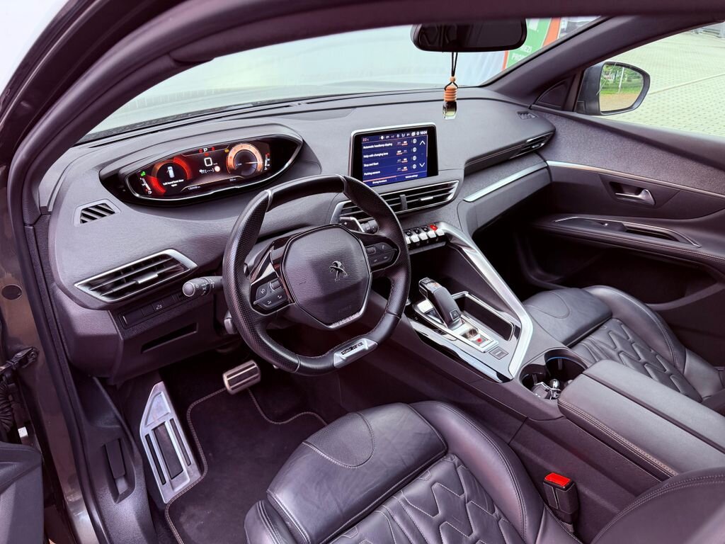 Peugeot 5008 SUV / Terénní 1,6 l 133 kw