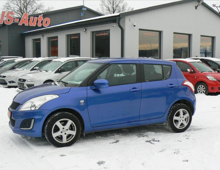 Suzuki Swift 1
