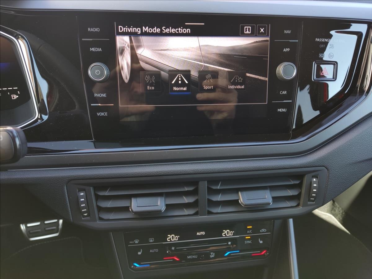 Volkswagen Taigo SUV / Terénní 1,5 l 110 kw