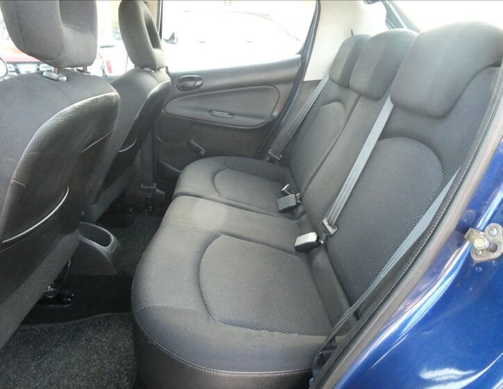 Peugeot 206 Hatchback 1,6 l 80 kw