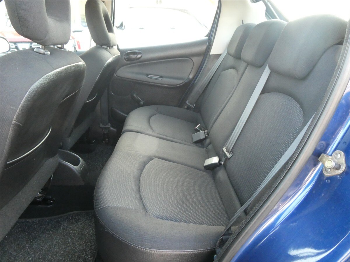 Peugeot 206 Hatchback 1,6 l 80 kw