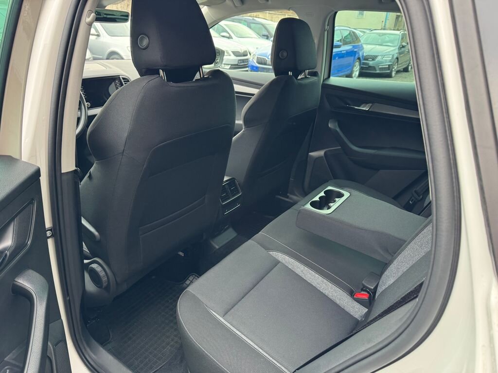 Škoda Karoq SUV 1,5 l 110 kw