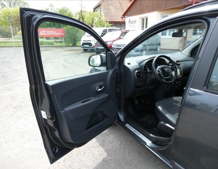 Dacia Lodgy Kombi 1,2 l 85 kw