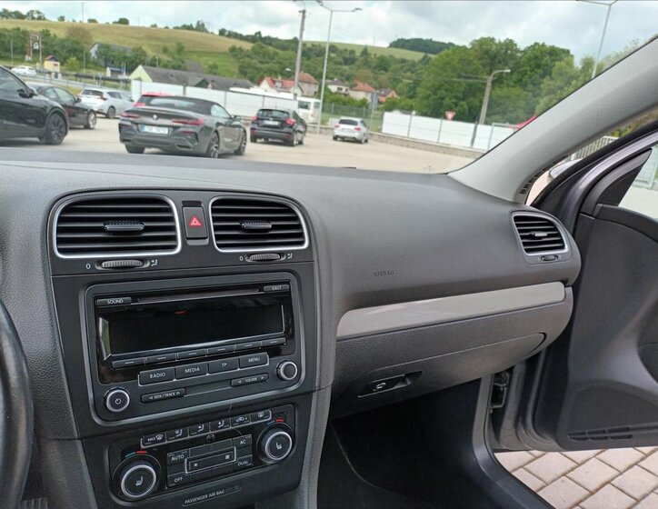 Volkswagen Golf Hatchback 1,2 l 63 kw