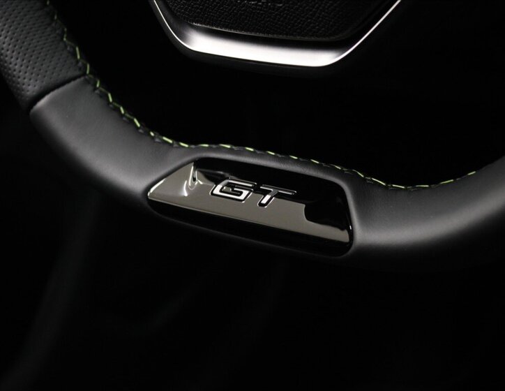 Peugeot 2008 SUV / Terénní 1,2 l 107 kw
