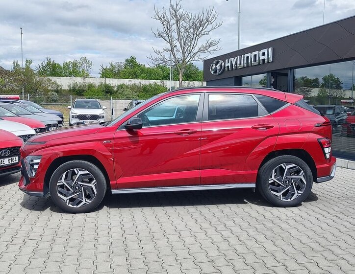 Hyundai Kona SUV / Terénní 1,6 l 145 kw