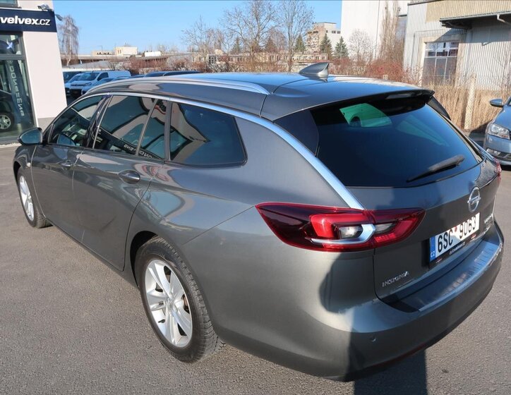 Opel Insignia Kombi 2,0 l 125 kw