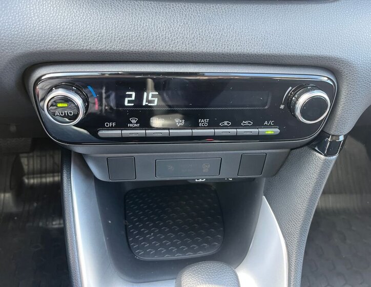 Toyota Yaris Hatchback 1,5 l 68 kw