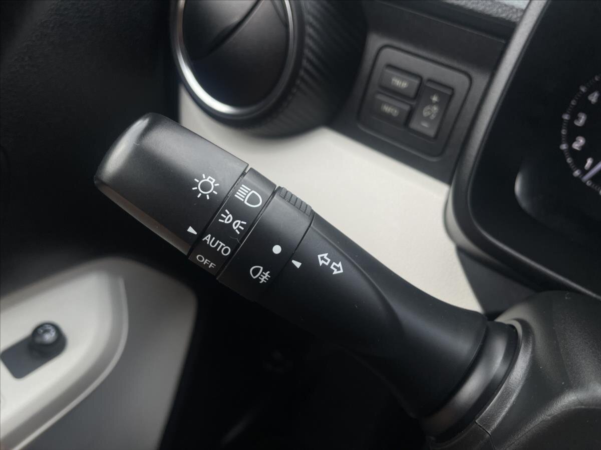 Suzuki Ignis Hatchback 1,2 l 66 kw