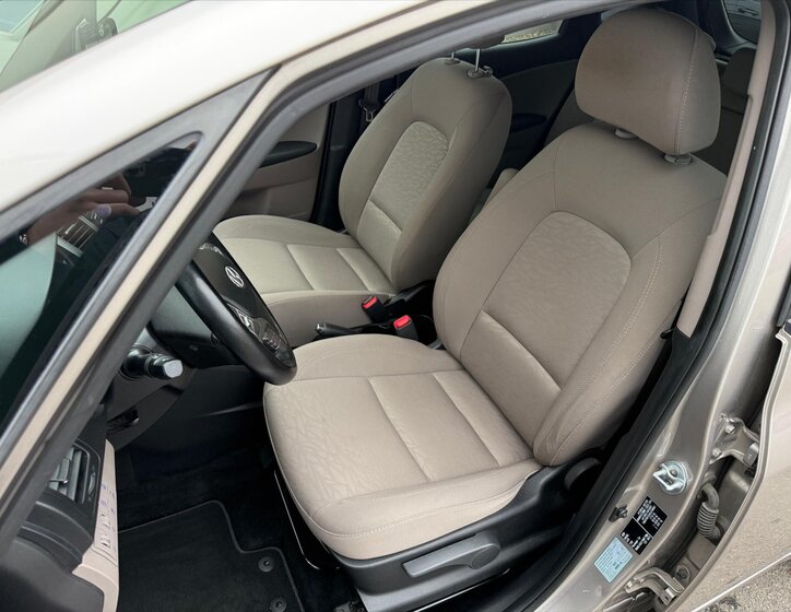 Hyundai ix20 Hatchback 1,6 l 91 kw