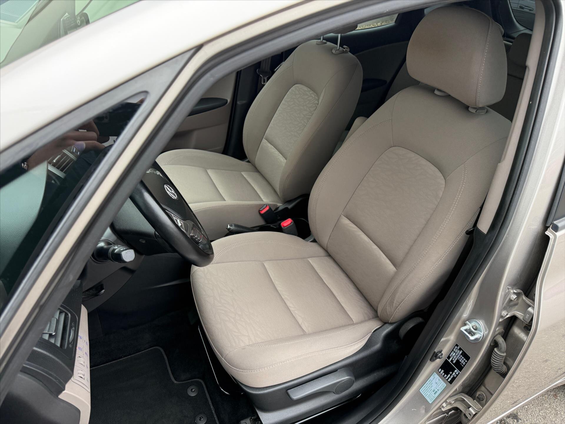 Hyundai ix20 Hatchback 1,6 l 91 kw