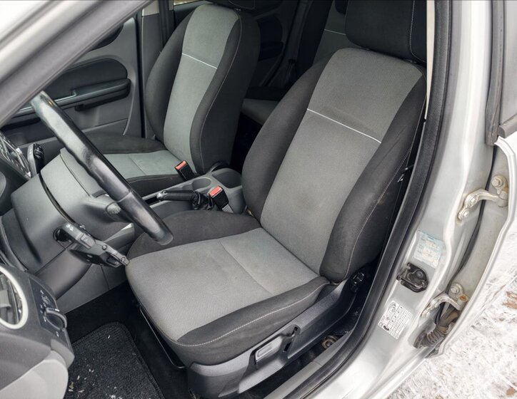 Ford Focus Kombi 1,6 l 66 kw