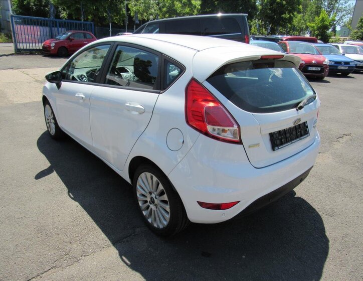 Ford Fiesta Hatchback 998,0 74 kw