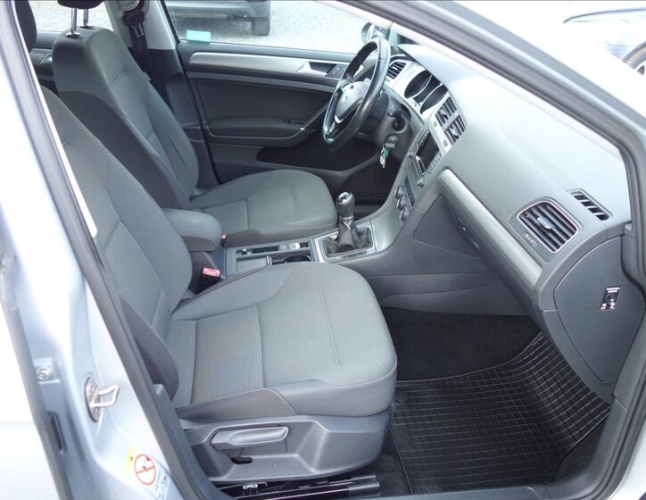 Volkswagen Golf Hatchback 1,4 l 90 kw