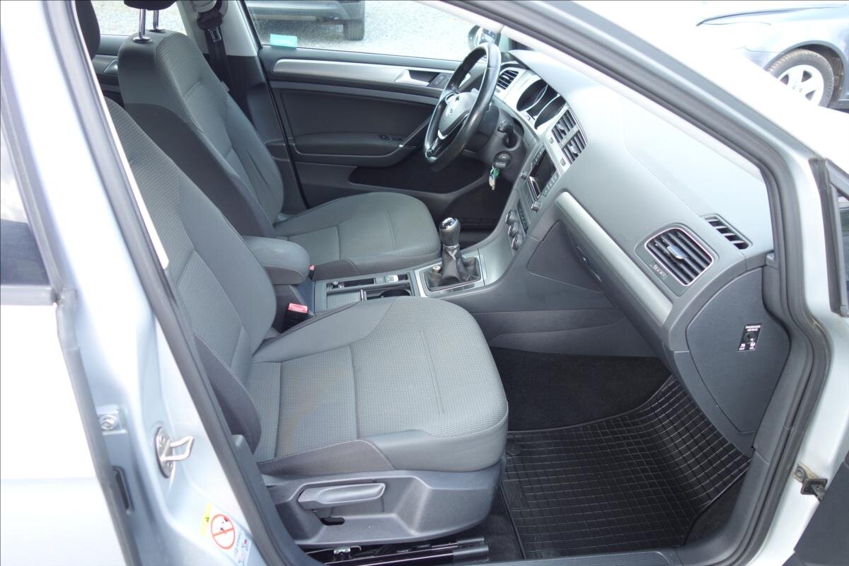 Volkswagen Golf Hatchback 1,4 l 90 kw