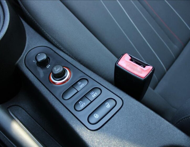 Seat Leon Hatchback 1,2 l 77 kw