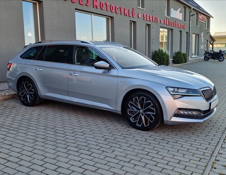 Škoda Superb Kombi 2,0 l 147 kw