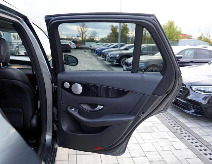 Mercedes-Benz GLC 20