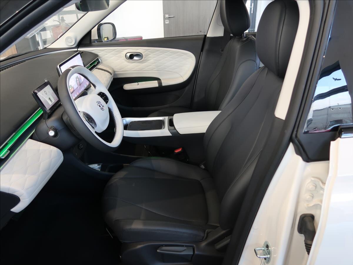 Dongfeng Box Hatchback 0,0 70 kw