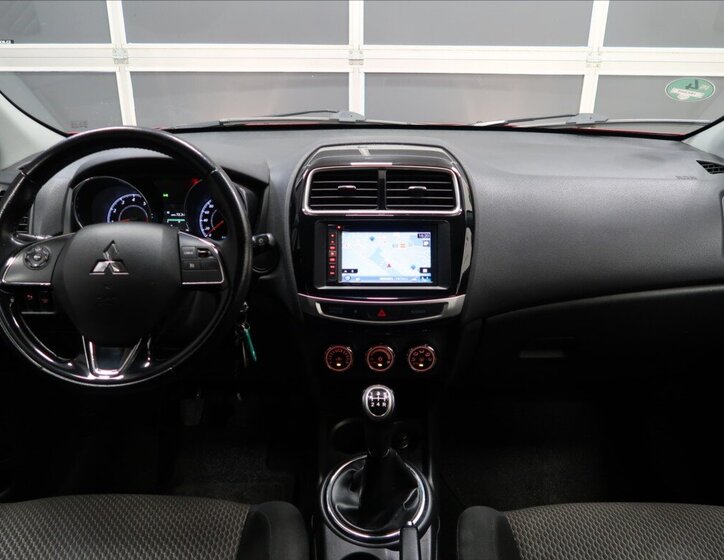 Mitsubishi ASX SUV 1,6 l 86 kw