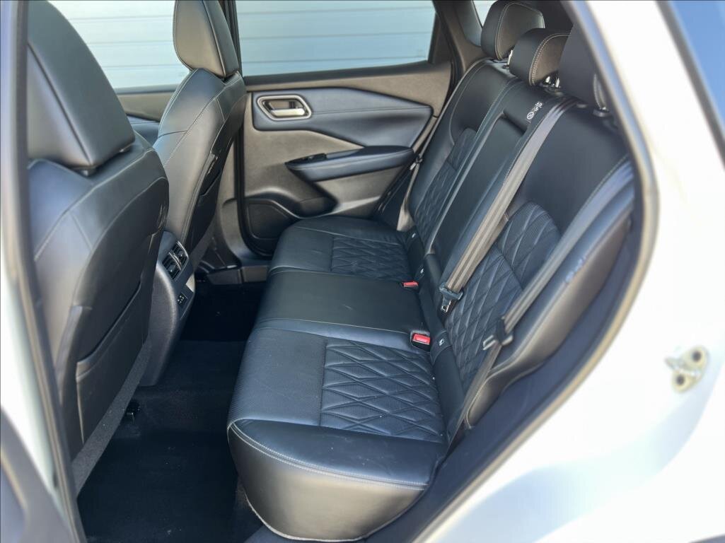 Nissan Qashqai SUV / Terénní 1,3 l 116 kw