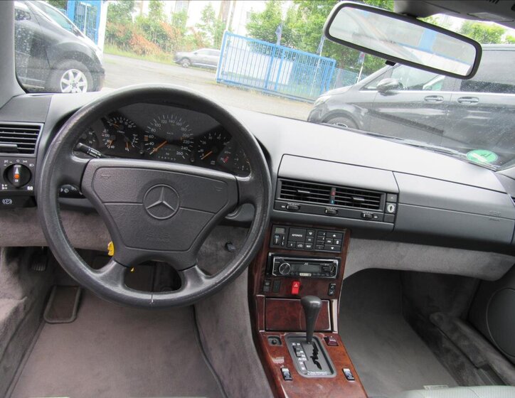 Mercedes-Benz SL Kabriolet 3,2 l 170 kw