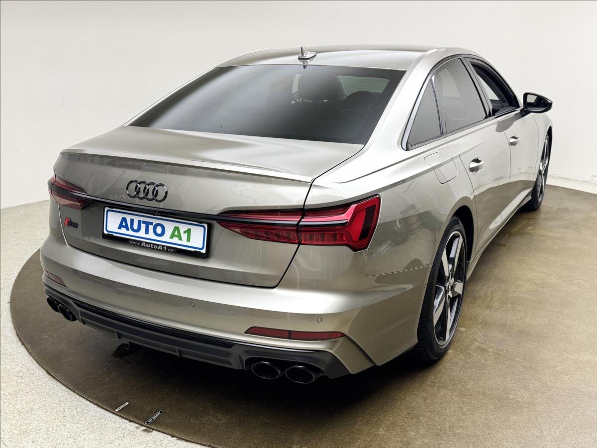 Audi S6 Sedan 3,0 l 257 kw