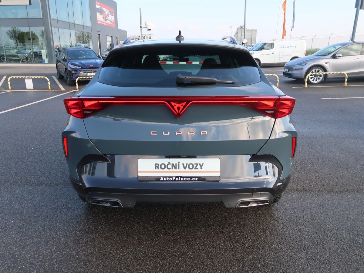 Cupra Formentor SUV / Terénní 1,5 l 110 kw