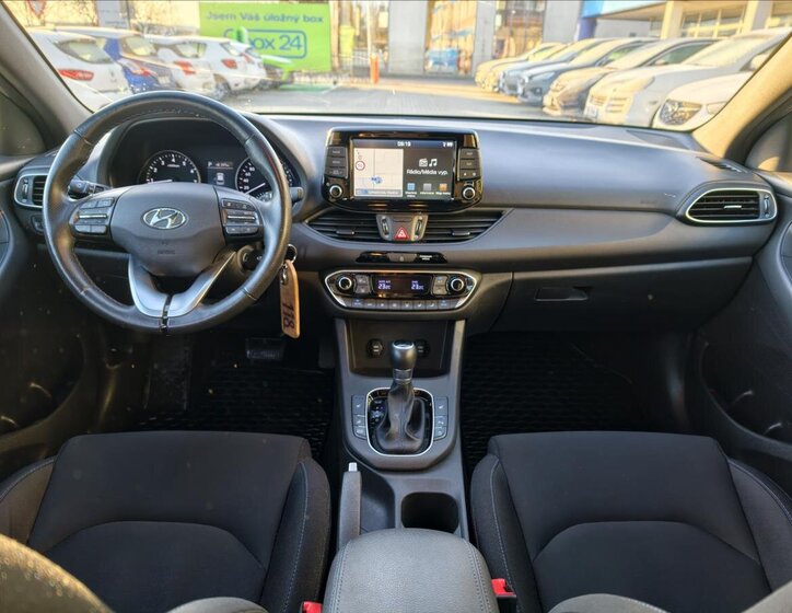 Hyundai i30 Kombi 1,4 l 103 kw