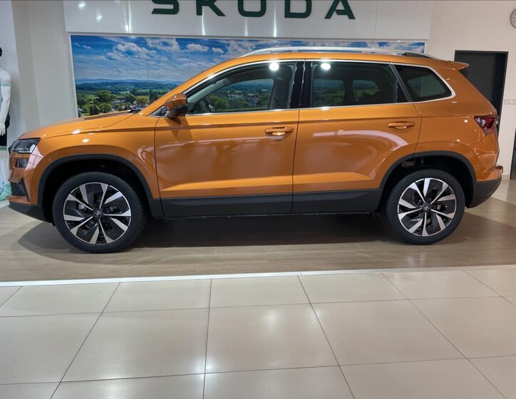 Škoda Karoq Sedan 1,5 l 0