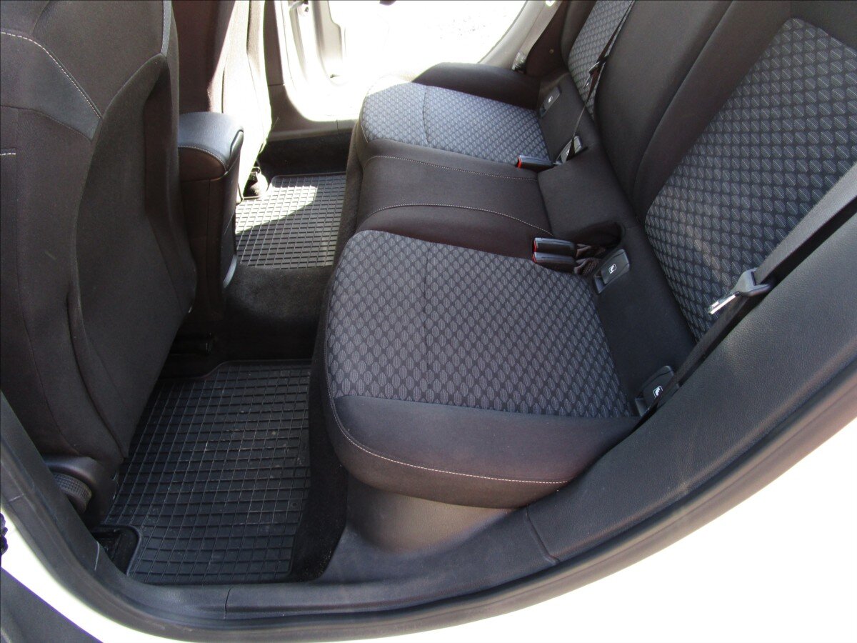 Opel Astra Hatchback 999,0 77 kw