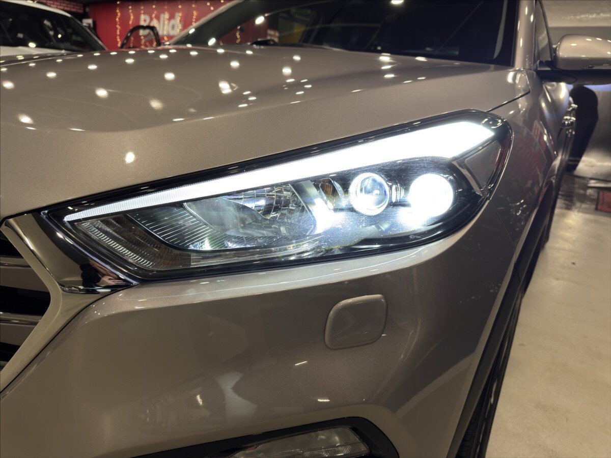 Hyundai Tucson SUV 1,6 l 130 kw