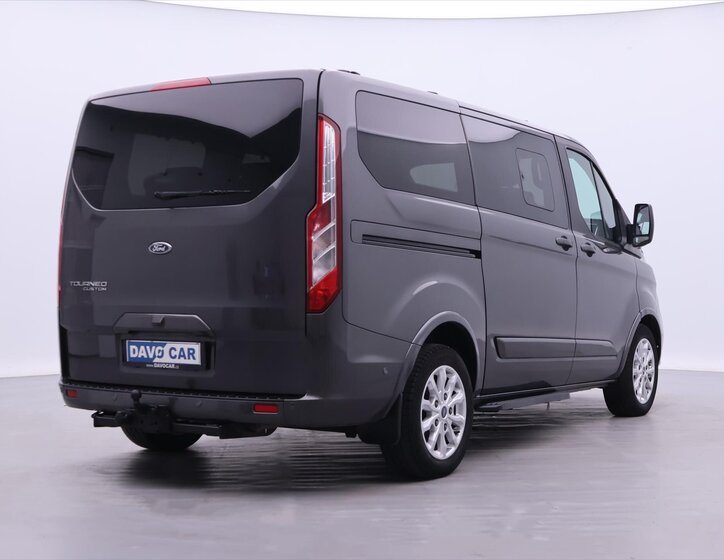 Ford Tourneo Custom 7
