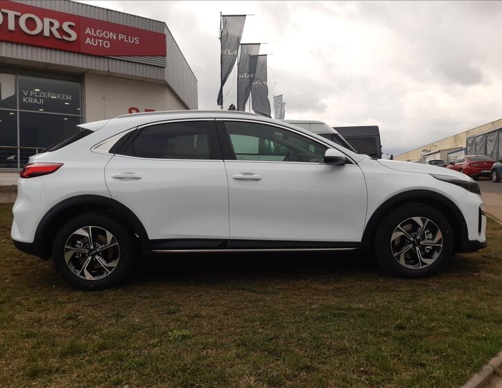 KIA XCeed SUV / Terénní 1,6 l 110 kw