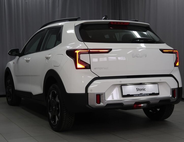 KIA Stonic 6