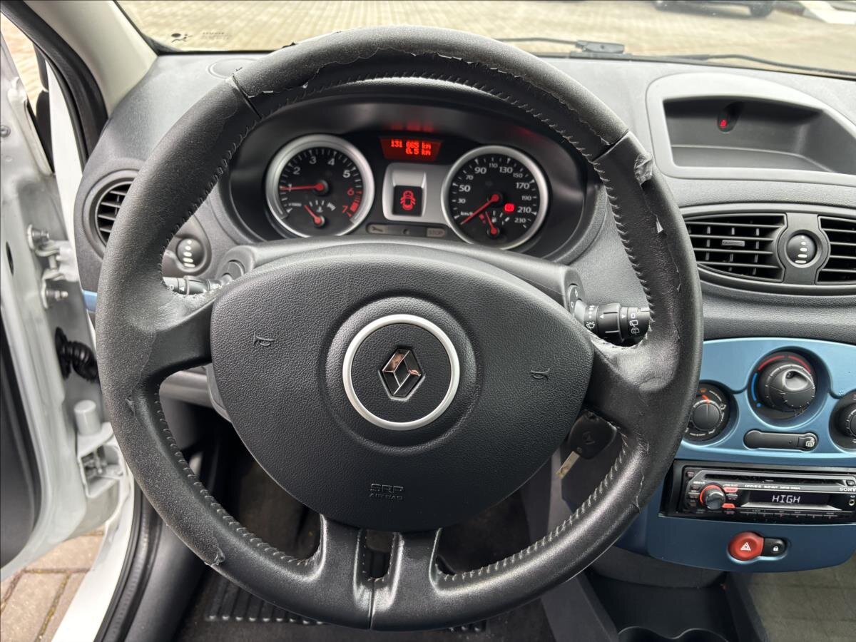 Renault Clio Hatchback 1,1 l 55 kw