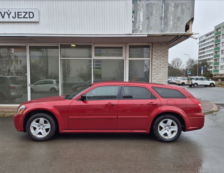 Dodge Magnum Kombi 2,7 l 142 kw