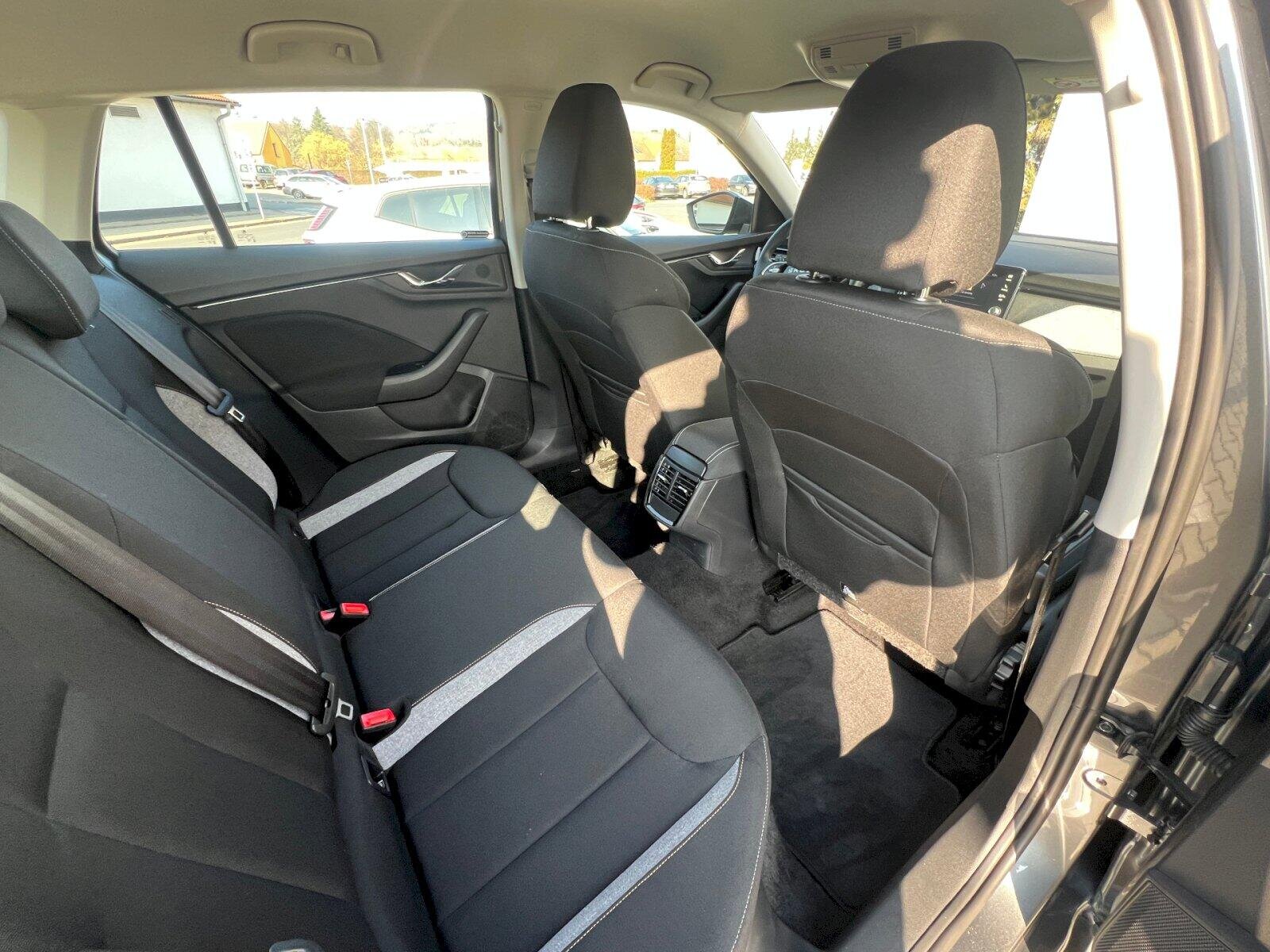 Škoda Scala Hatchback 1,0 l 85 kw