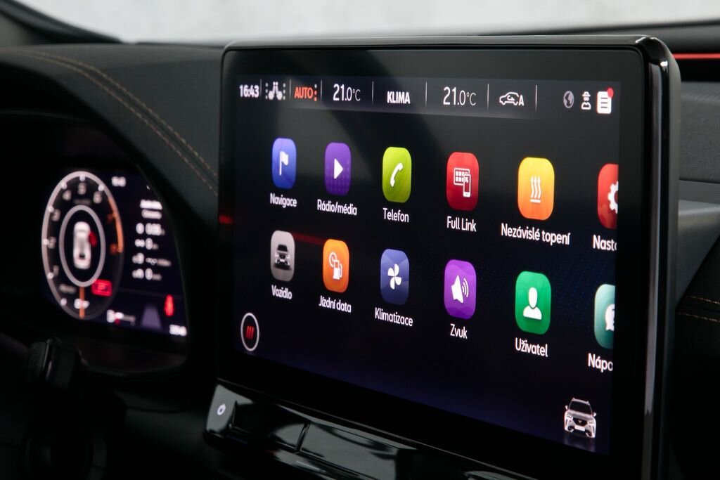 Cupra Formentor SUV / Terénní 2,0 l 140 kw