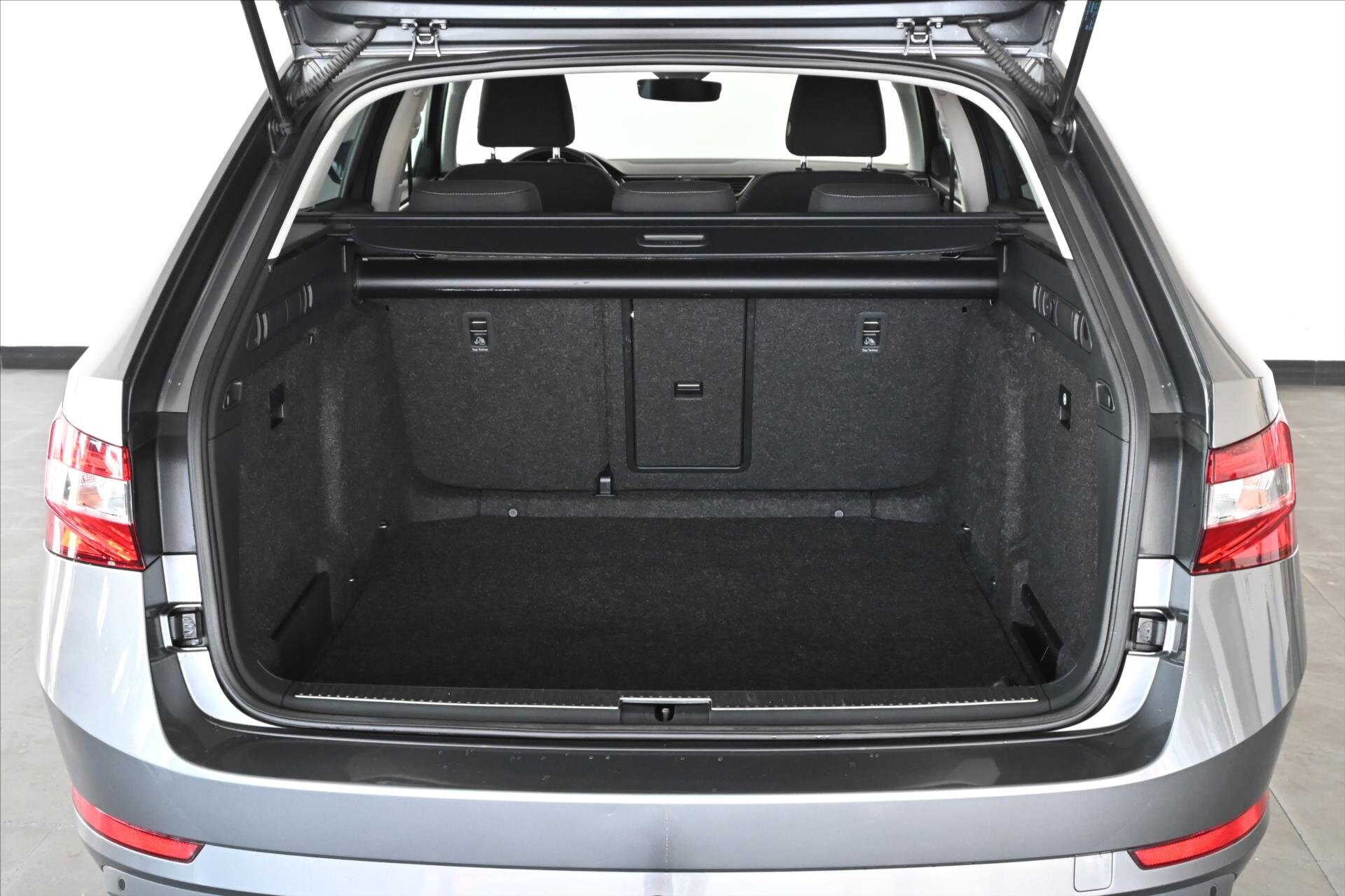 Škoda Superb Kombi 2,0 l 110 kw